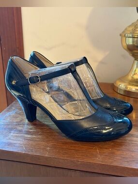 NATURALIZER Navy Retro 1920s Style T-Strap Formal Special Occassion Heels Sz 8W